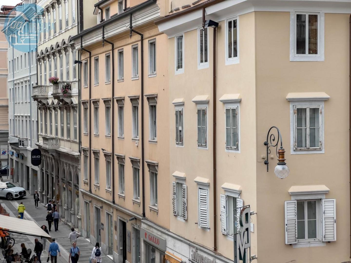 San Nicolo 14 Tirabora Short Rent Lägenhet Trieste Exteriör bild