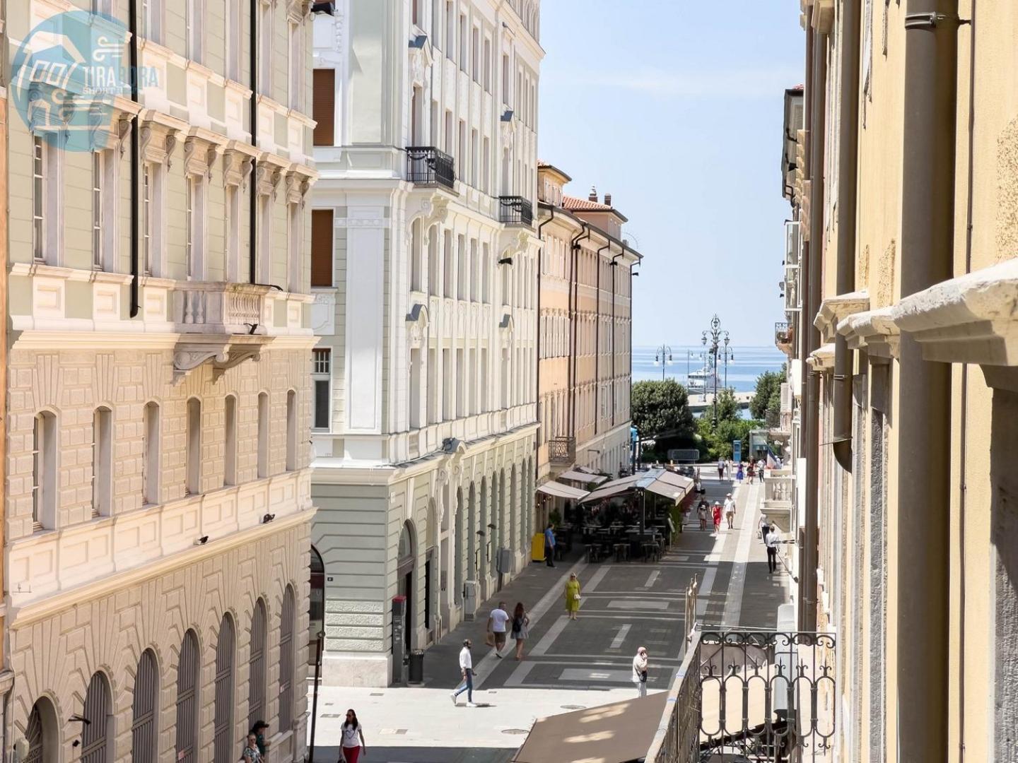 San Nicolo 14 Tirabora Short Rent Lägenhet Trieste Exteriör bild